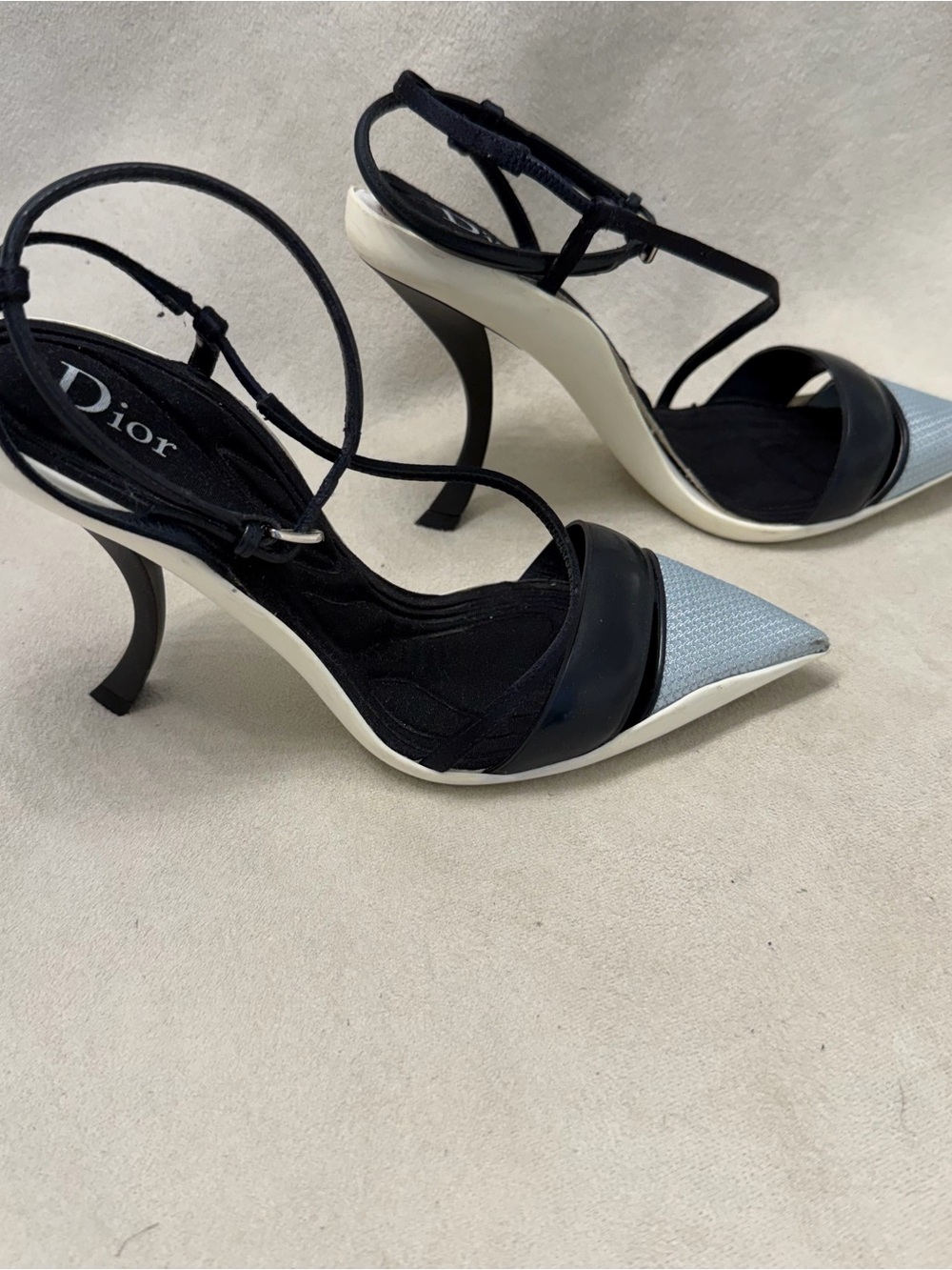 Christian Dior x RAF Simons 2014 Runway Light Blue & White Sculptured Heel Pumps - Picture 5 of 7